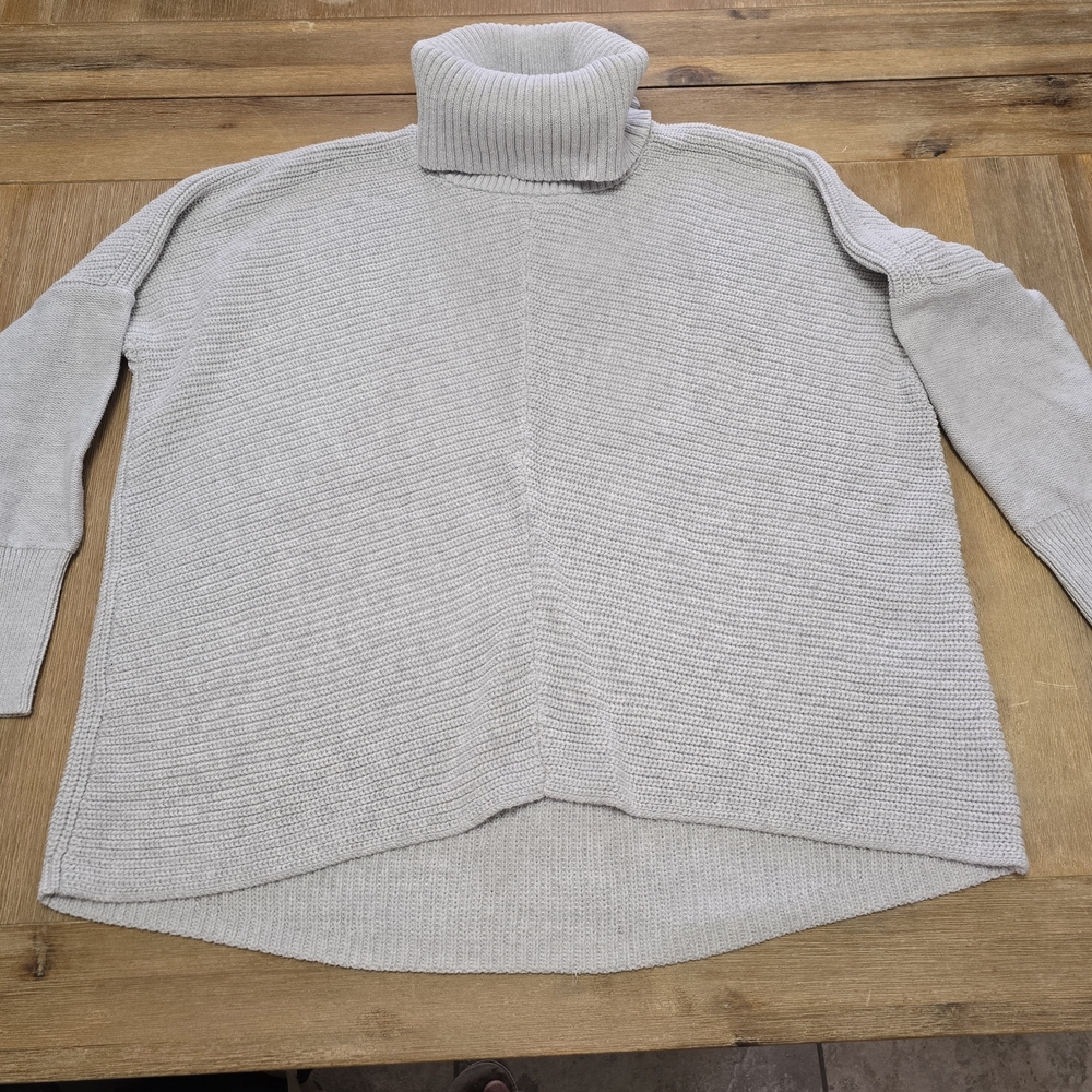 Rachel Zoe Light Gray Turtleneck Sweater